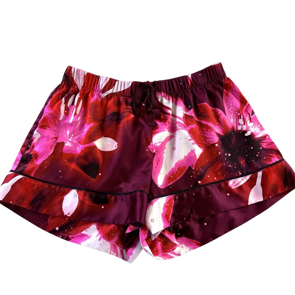 Victoria Secret Sleep Shorts Bundle Floral Logo Size XS - Picture 3 of 9
